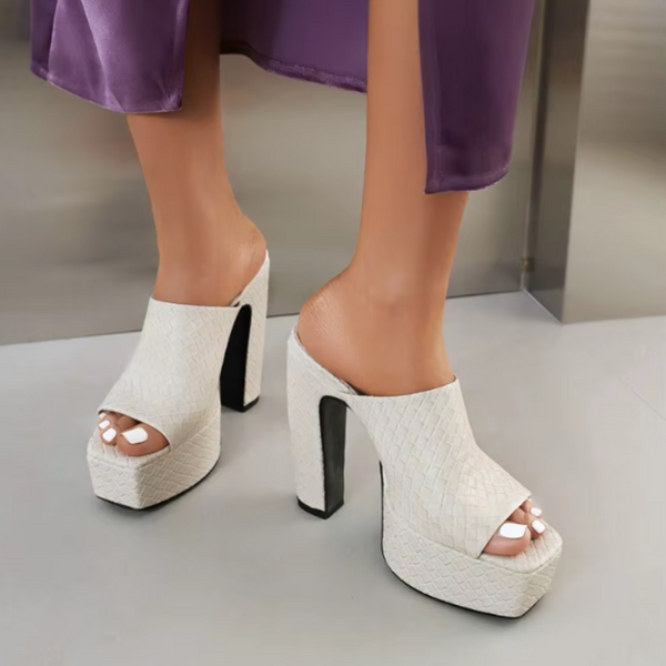 Sandali con zeppa in pelle Bianca