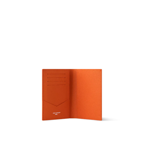 Copertina Passaporto LV