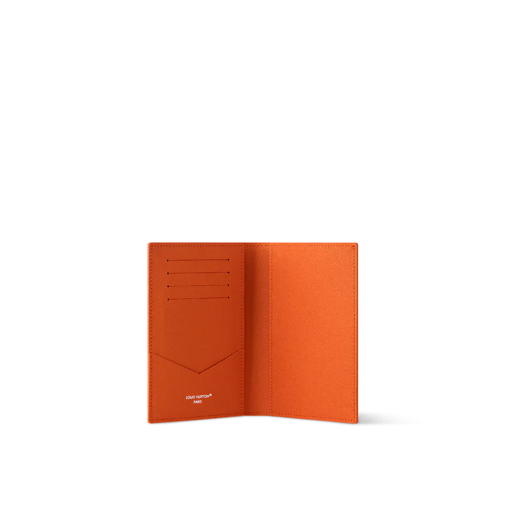 Copertina Passaporto LV